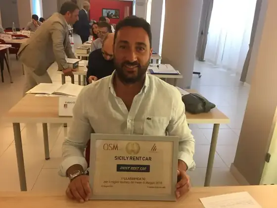 Da DJ a imprenditore di successo: la storia di Francesco Scalia di Sicily Rent Car